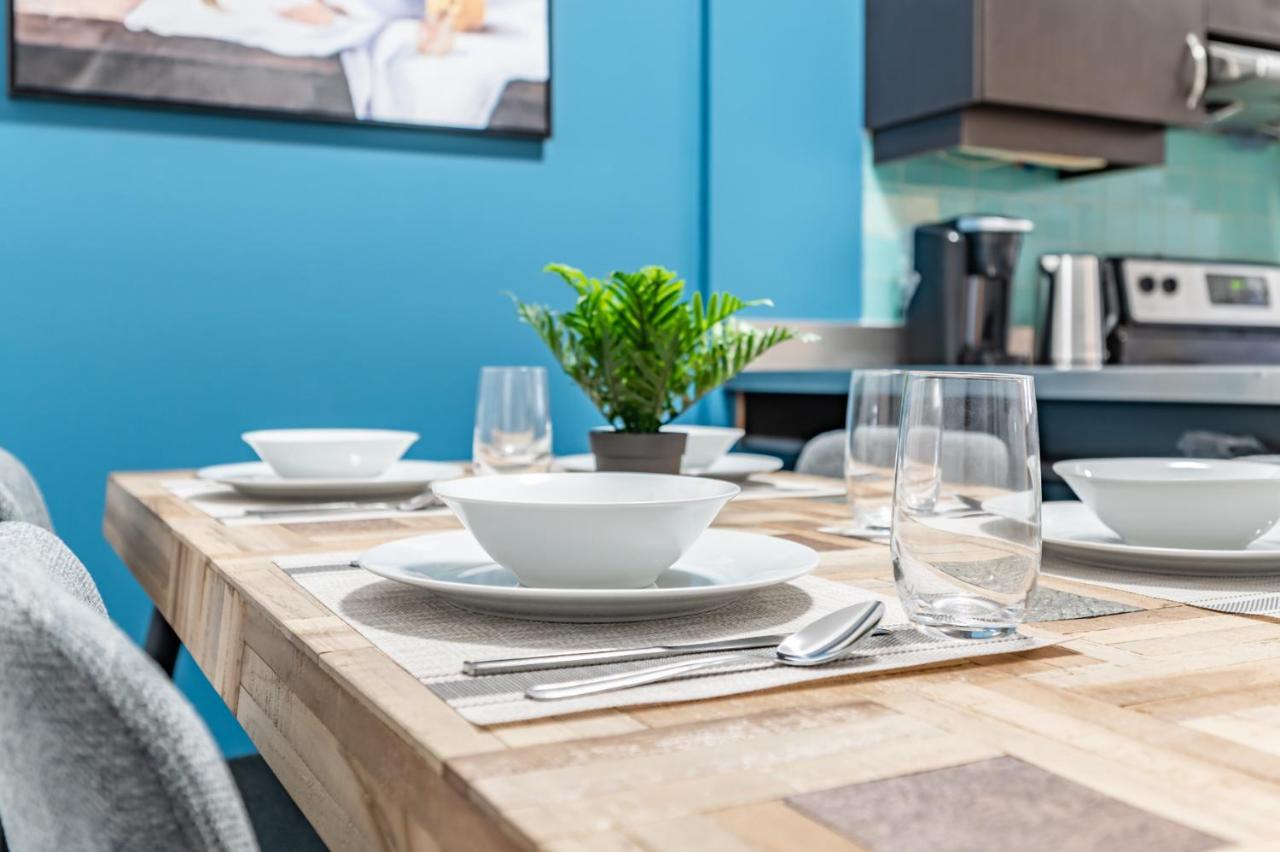 Kensington Market Apartments Торонто Екстериор снимка